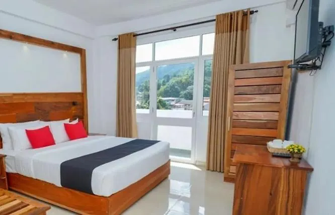 Kandy Grand Ocacia Couette-café