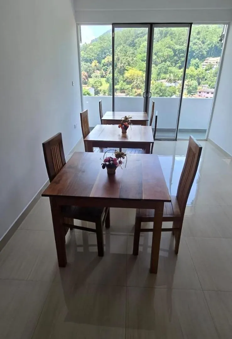 Kandy Grand Ocacia Couette-café