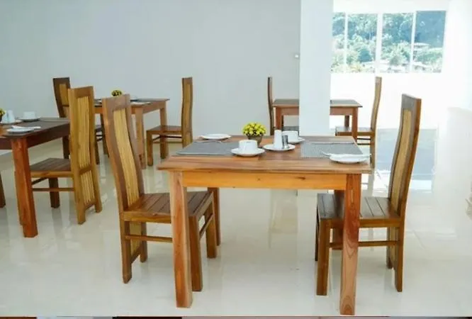 Kandy Grand Ocacia סרי לנקה